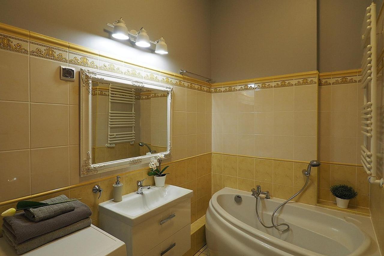 Kghn Apartments Tkacka 11 Щецин Екстер'єр фото